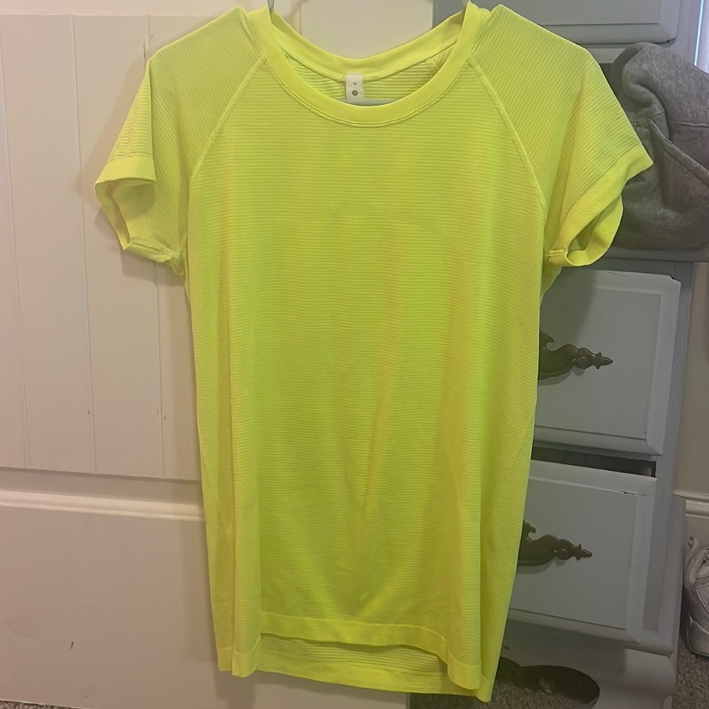 lululemon shirt